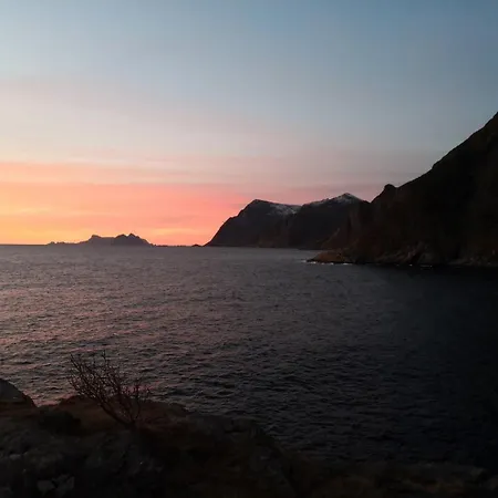 House With Amazing View & Location In Tind Дом отдыха Сёрвоген