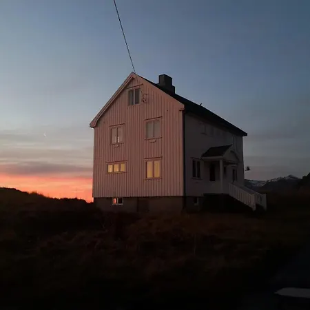 House With Amazing View & Location In Tind Sorvagen