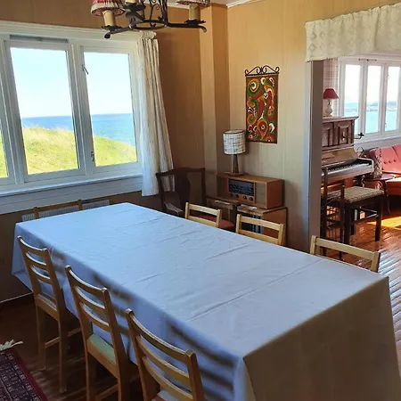 House With Amazing View & Location In Tind Holiday home