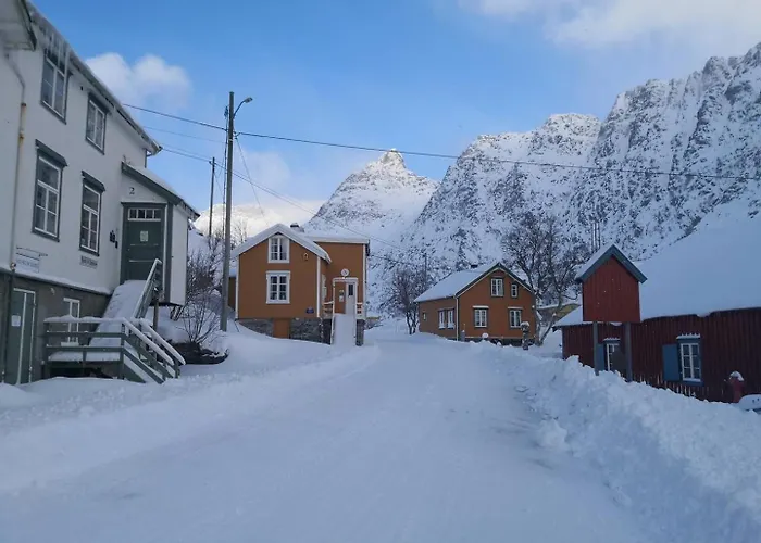 House With Amazing View & Location In Tind * Sørvågen