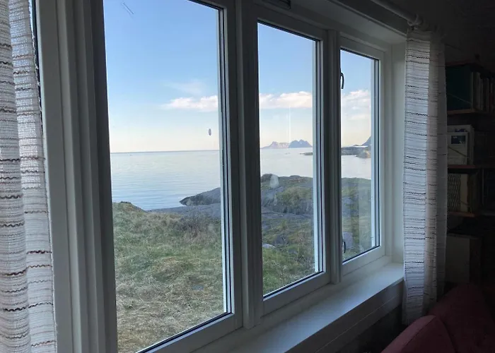 House With Amazing View & Location In Tind